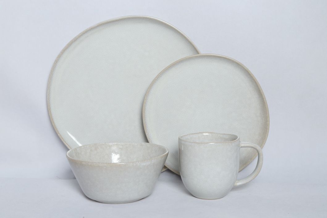 Melamine Dinnerware” Refers to Melamine Tableware