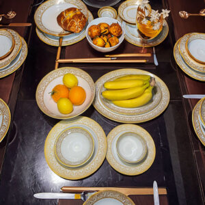 DongYu High Quality Durable Gold Silver Dinner Plates Melamine Plates Set Dinner for Weddings Fine Dining