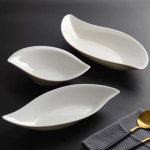 Factory Wholesale Eco-Friendly Melamine Dinnerware Heat Resistant Unbreakable White Irregular Restaurant Dish