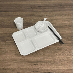 Right-Hand Heavy Weight Food Grade 6-Compartment Melamine Serving Tray Eco-Friendly School Tray for Barbecue