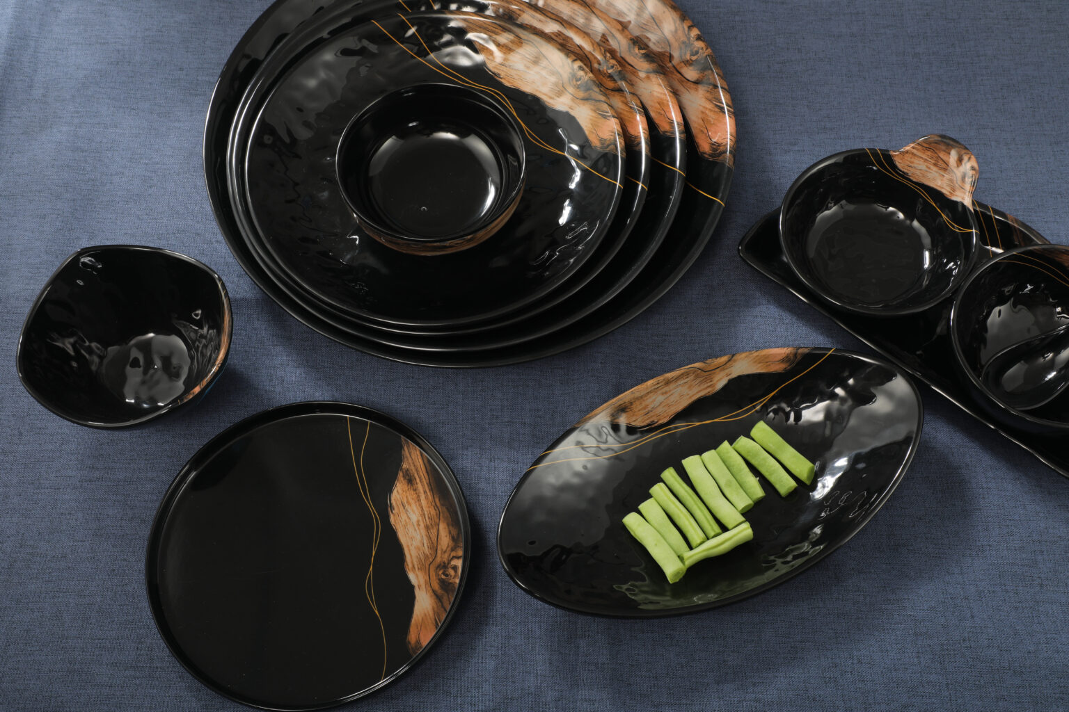 Does Dark-Colored Melamine Outdoor Dinnerware Fade Outdoors