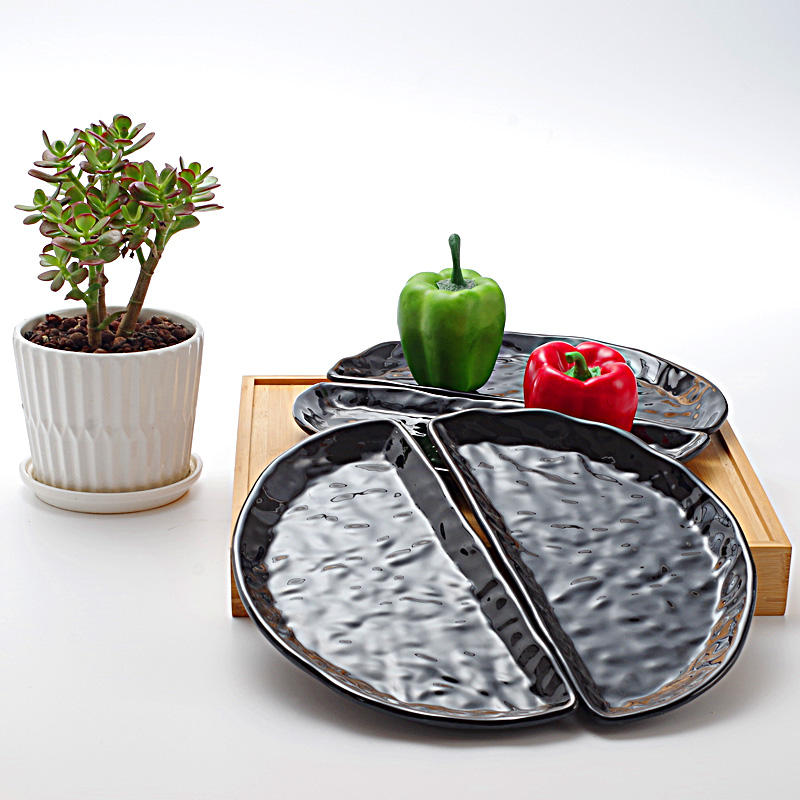 White and Black Charger Plate Popular Design Bone China Dinner Plate Sets Practical Melamine Dinnerware